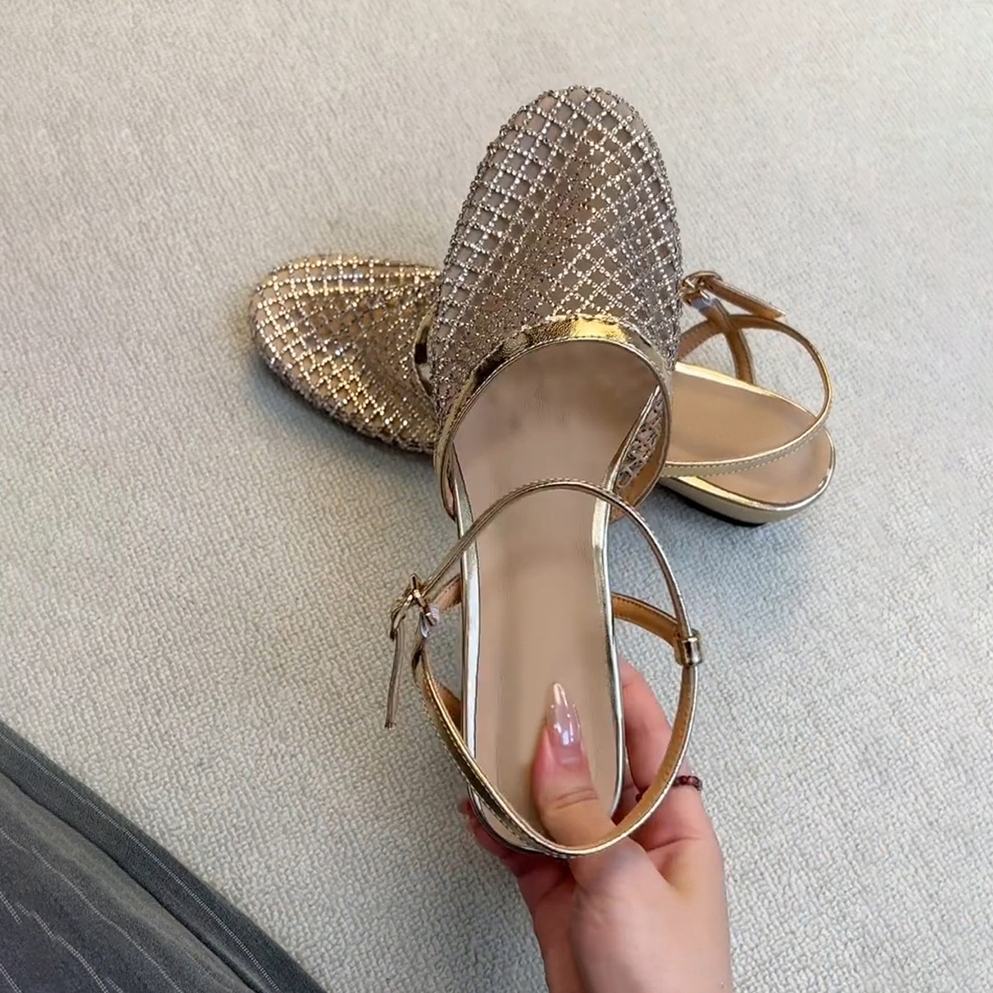 Women Shoes Boots - รองเท้าแตะส้นแบนหัวมนสำหรับผู้หญิงรุ่นใหม่ รองเท้าบูทสั้นสำหรับฤดูร้อน ประดับเพชรน้ำ ดีไซน์เซ็กซี่