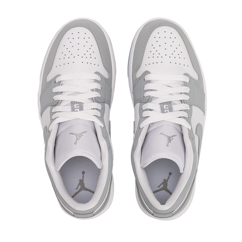 รองเท้าบาสเก็ตบอลสำหรับฝึกซ้อม - Women'S Shoes Nike Jordan บทวิจารณ์และราคา