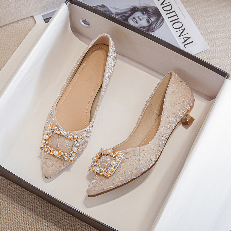 รองเท้าส้นเตี้ยหัวแหลมผ้าซาติน - Women'S Shoes For Work บทวิจารณ์และราคา
